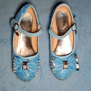Girls blue glitter dress shoe